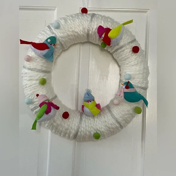 Target Winter Birds White Yarn Wreath - Picture 1 of 5